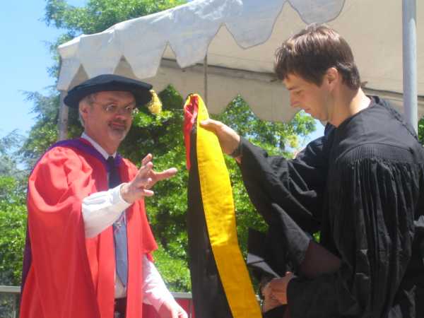 Grad 029.jpg 6/18/2006 5:58:20 PM